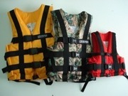 Продам спасс жилеты