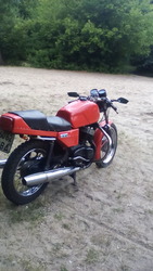 Продам яву в отличном состоянии с доками и страховкой